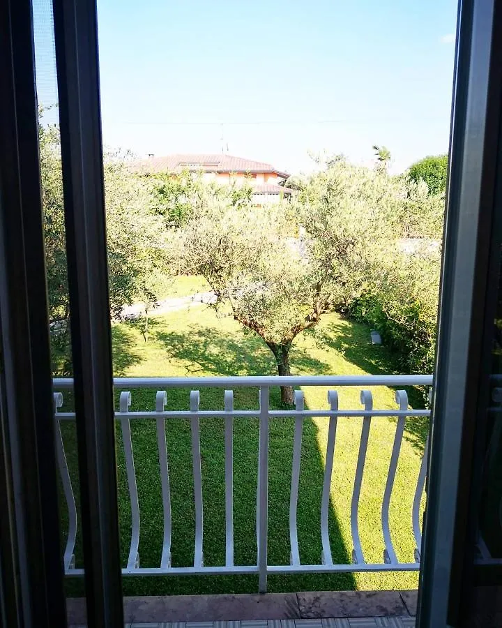 Country house Casa Bella Guest House Ponti sul Mincio Italy